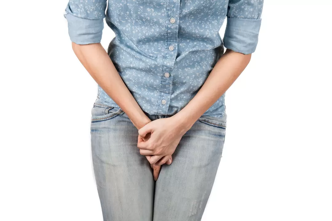Incontinencia e tratamento de urinina con cápsulas femininas